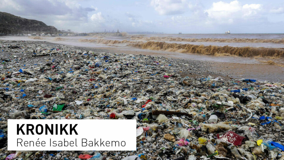 – Minst ti prosent av plasten som produseres årlig ender opp i havet - det tilsvarer vekten til 700 milliarder flasker, skriver kronikkforfatteren. (Foto: Joseph Eid / AFP / NTB Scanpix)