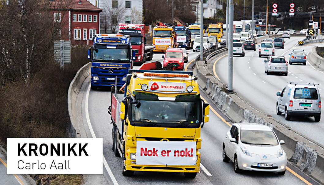 Mens valgkampen preges av kamp for og mot bompenger, forteller bare tre av ti lokalpartier hvor mye de vil kutte i klimautslippene. Jo lengre vi venter, jo mer dramatiske kutt må imidlertid til, skriver kronikkforfatteren. (Foto: Marit Hommedal/NTB Scanpix) Mens valgkampen preges av kamp for og mot bompenger, forteller bare tre av ti lokalpartier hvor mye de vil kutte i klimautslippene. Jo lengre vi venter, jo mer dramatiske kutt må imidlertid til, skriver kronikkforfatteren. (Foto: Marit Hommedal/NTB Scanpix)