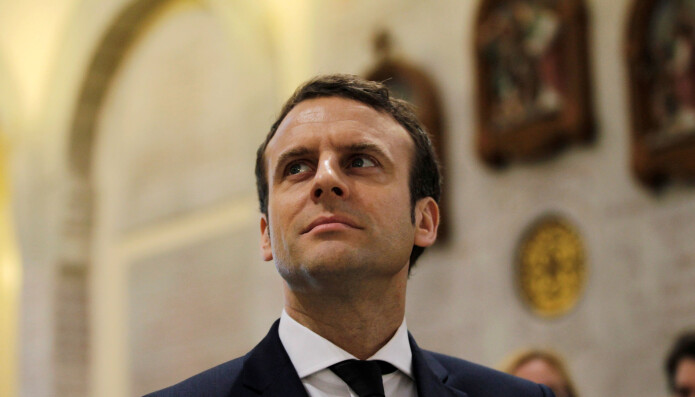 – Emmanuel Macron har en forholdsvis kort politisk karriere bak seg. Han er den første presidenten født etter 1962. Det er lettere for ham å kaste et nytt blikk på forholdet mellom de to landene enn det var for hans forgjengere, skriver Hélène Celdran. – Emmanuel Macron har en forholdsvis kort politisk karriere bak seg. Han er den første presidenten født etter 1962. Det er lettere for ham å kaste et nytt blikk på forholdet mellom de to landene enn det var for hans forgjengere, skriver Hélène Celdran.