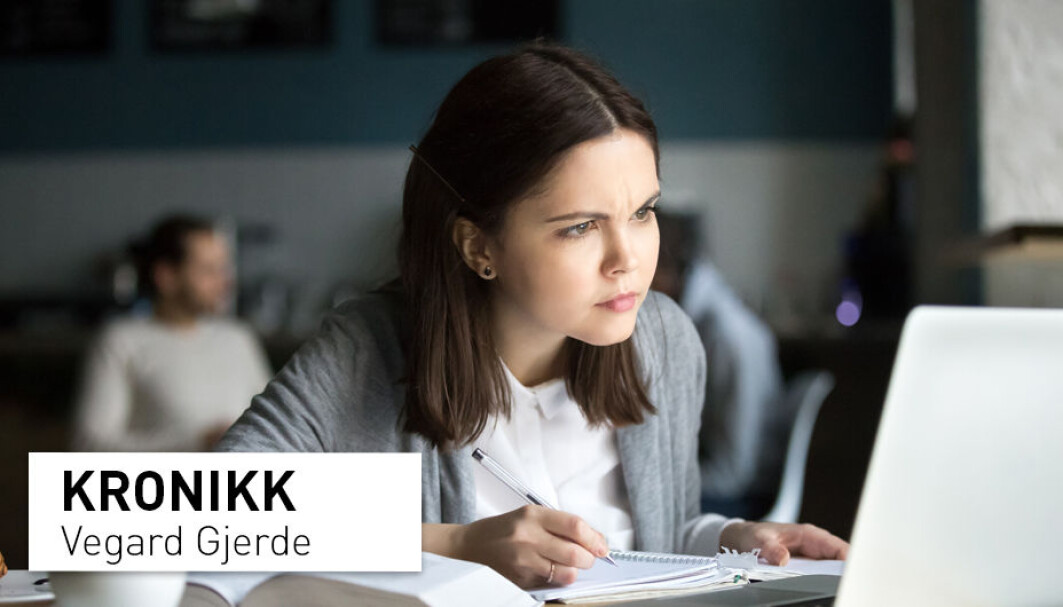 – Det er ikke nok å gå i forelesninger, lese læreboken, gjøre laboratorieoppgaver og løse problemer. Mange av studentene gjør alle disse tingene, men husker fortsatt ikke hva Newtons andre lov er. Da kan de heller ikke tenke fysikk eller forstå fysikk, skriver Vegard Gjerde. – Det er ikke nok å gå i forelesninger, lese læreboken, gjøre laboratorieoppgaver og løse problemer. Mange av studentene gjør alle disse tingene, men husker fortsatt ikke hva Newtons andre lov er. Da kan de heller ikke tenke fysikk eller forstå fysikk, skriver Vegard Gjerde.