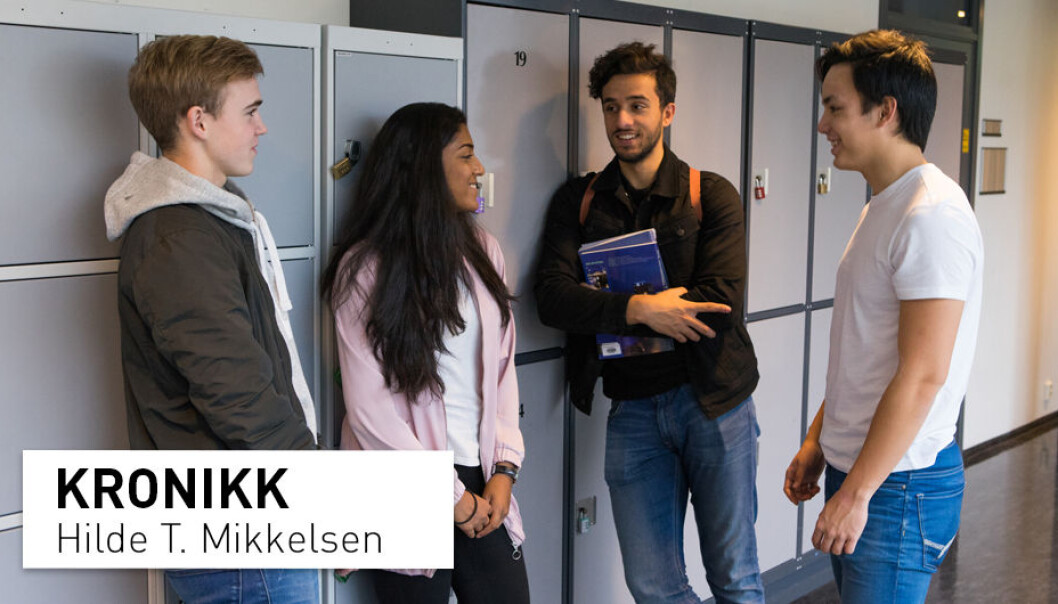 – Vi voksne bør hjelpe ungdommene gjennom – ikke utenom – livets utfordringer. Vi må gå sammen med dem, ikke gå foran dem og bane vei, skriver Hilde T. Mikkelsen.. – Vi voksne bør hjelpe ungdommene gjennom – ikke utenom – livets utfordringer. Vi må gå sammen med dem, ikke gå foran dem og bane vei, skriver Hilde T. Mikkelsen..