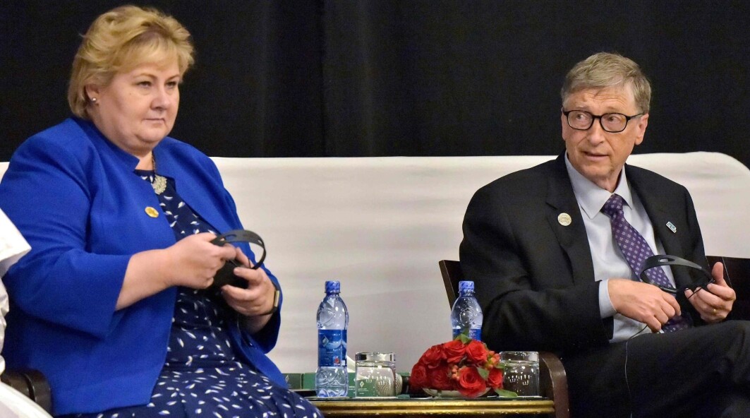 Står Bill Gates bak pandemien og er Erna Solberg hans lydige marionett? Her er de to sammen på et møte om helseinvesteringer i Afrika i 2019. Står Bill Gates bak pandemien og er Erna Solberg hans lydige marionett? Her er de to sammen på et møte om helseinvesteringer i Afrika i 2019.