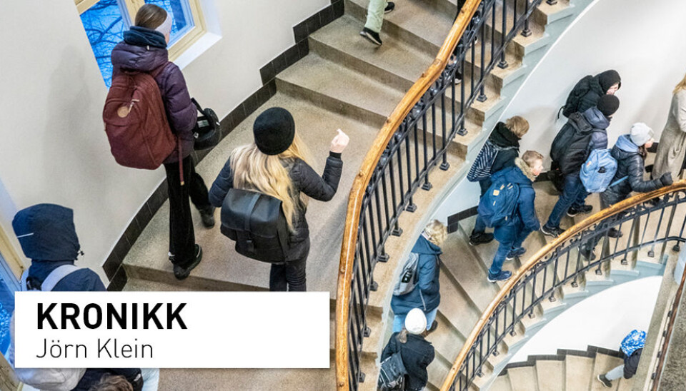Er barn pådrivere av koronapandemien? Ikke mer enn noen andre grupper i samfunnet, skriver professor i smittevern Jörn Klein. Han mener det innebærer at åpne skoler bør prioriteres over mye annet.