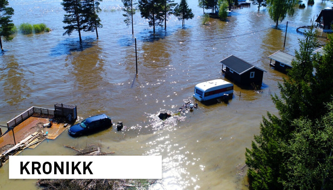 Vi trenger ikke bare en politikk for å begrense utslipp, men en politikk for hvordan vi skal tilpasse oss de klimaendringene vi ikke vil være i stand til å stoppe, mener innsenderne. Vi trenger ikke bare en politikk for å begrense utslipp, men en politikk for hvordan vi skal tilpasse oss de klimaendringene vi ikke vil være i stand til å stoppe, mener innsenderne.