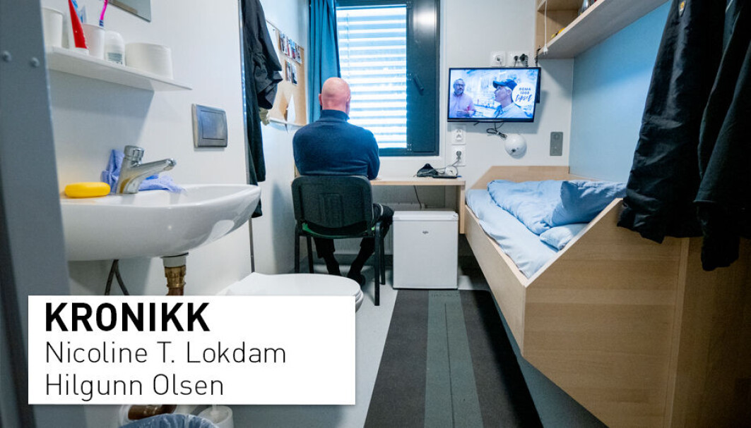 Man må sikre at de innsattes rett til nødvendig helsehjelp blir ivaretatt, også under en pandemi. Myndighetene bør heller vaksinere ansatte og innsatte enn å øke bruken av isolasjon, skriver innsenderne. Man må sikre at de innsattes rett til nødvendig helsehjelp blir ivaretatt, også under en pandemi. Myndighetene bør heller vaksinere ansatte og innsatte enn å øke bruken av isolasjon, skriver innsenderne.