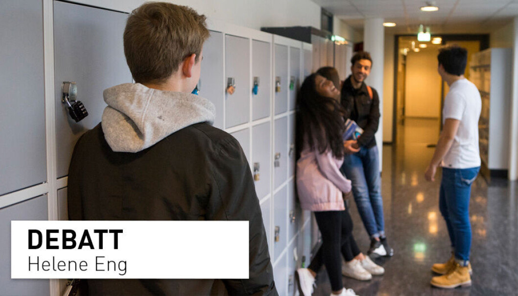 Mange elever forteller at de liker MOT-programmet, som skal hjelpe elever til få det bedre på skolen, men virker det egentlig? Mange elever forteller at de liker MOT-programmet, som skal hjelpe elever til få det bedre på skolen, men virker det egentlig?