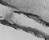 Hva er det som skjer under Mars-overflaten ved Cereberus Fossae?