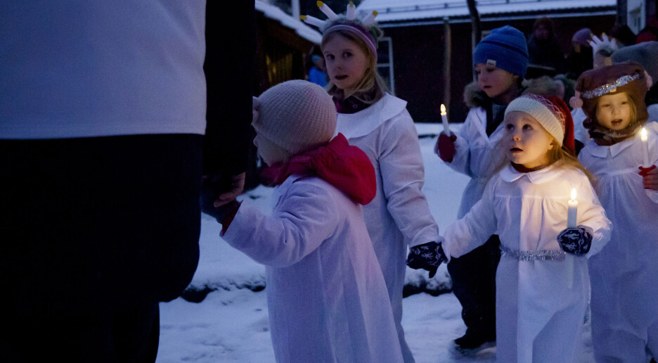 Når begynte vi egentlig å gå i Lucia-tog?