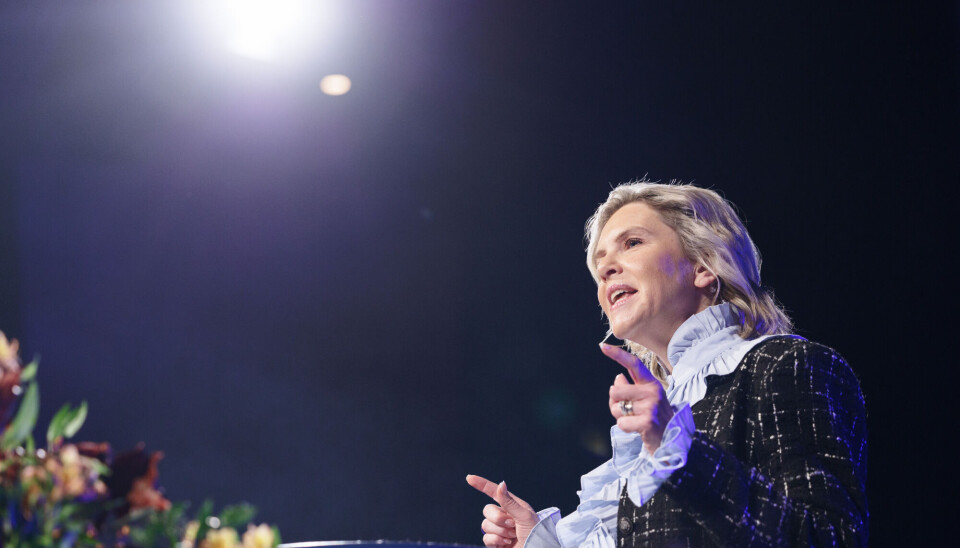 «Hva mener du?», «Er du enig?» eller «Del». Det skriver FrP-leder Sylvi Listhaug for å engasjere følgere på sosiale medier, skriver kronikkforfatteren.