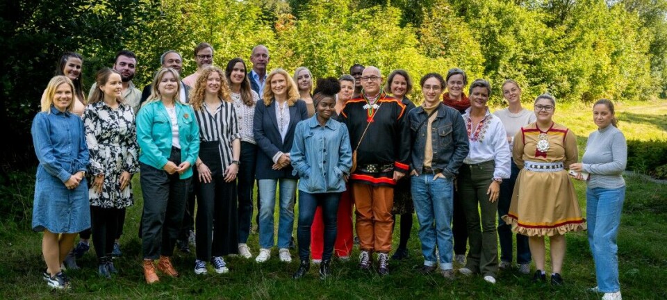 Å vokse opp som flyktning er ofte langt mer utfordrende enn det vanlige ungdomslivet